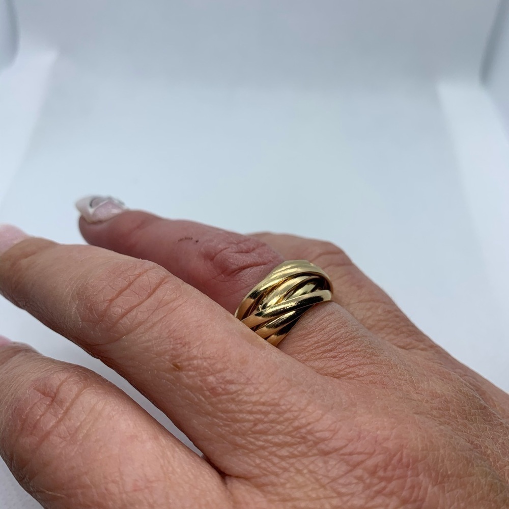 Goldtone Knotted Puzzle Ring – Size 5.5 - Picture 5 of 7